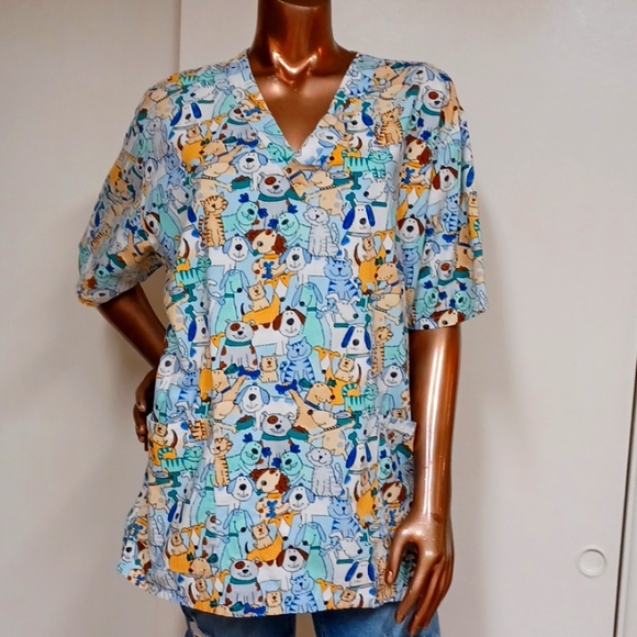 Veterinary Apparel Company Cartoon Scrub Size Medium - Picture 1 of 4